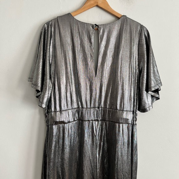 NWT R29 x Eloquii Metallic Wide leg Waist tie Jumpsuit - Picture 8 of 8
